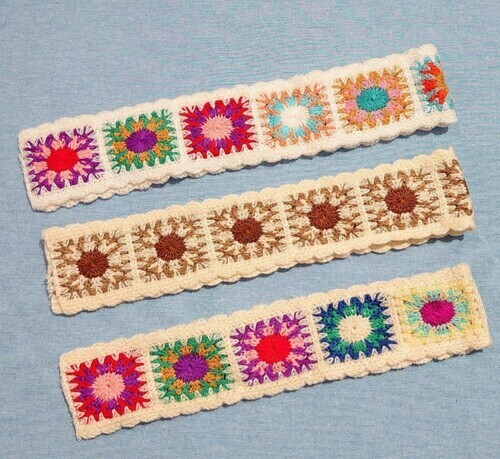 中 ：上から　2白、1アイボリー/ブラウン、3アイボリー