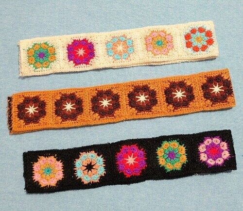 お花 ：上から　オフ、ブラウン、ブラック　各50cm入¥660税込