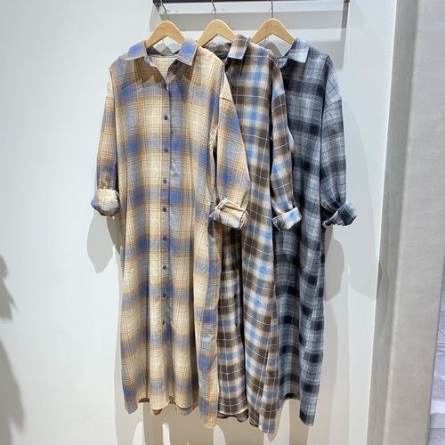 シャツワンピース